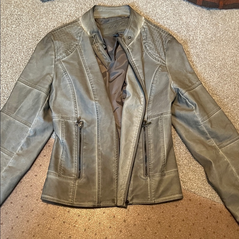 Stylish Women's Leather Jacket in Gray